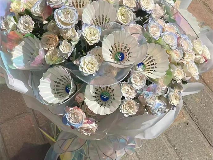 羽毛球花束，南寧鮮花花藝職業(yè)學(xué)校分享