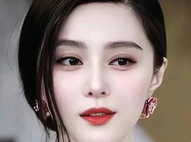 玉面桃花狐貍眼妝容解析，告訴廣西化妝造型哪家有實(shí)力？