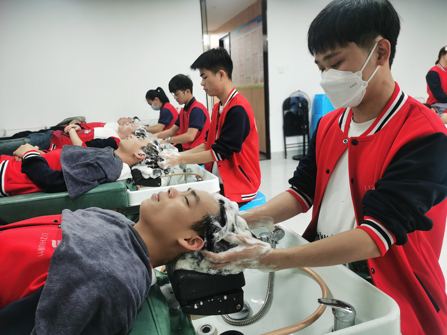 掉頭發(fā)的根本原因，南寧洗發(fā)護(hù)膚培訓(xùn)講解