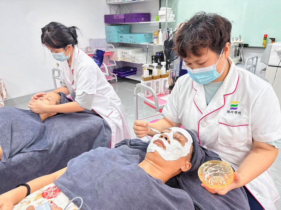 南寧皮膚管理學(xué)習(xí)：軟膜的特點