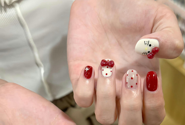 適合秋天做的美甲，廣西省美甲學(xué)校分享