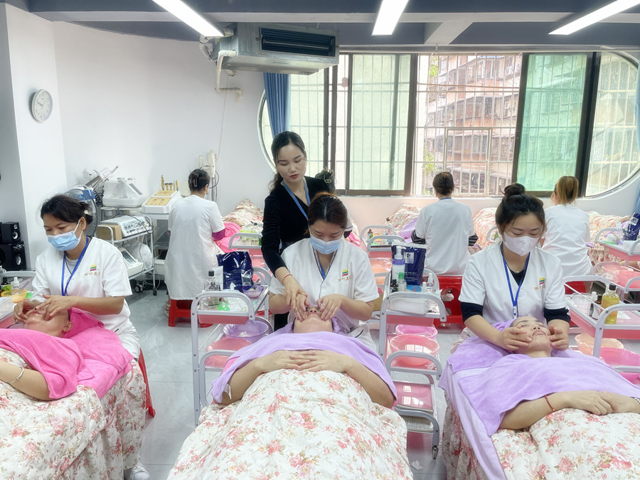 廣西皮膚管理美容師：換季如何正確護(hù)膚？