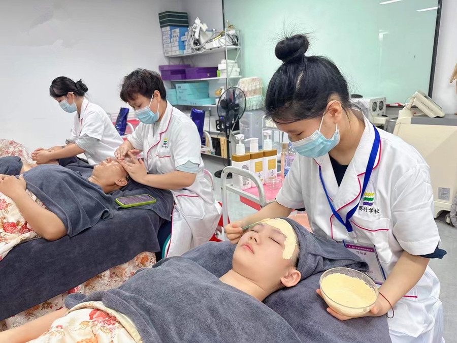 敷軟膜的原理，南寧美容皮膚管理培訓(xùn)