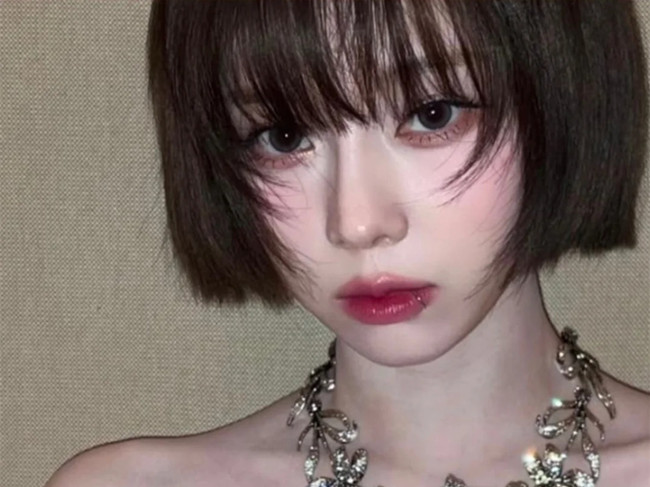 金玟庭眼妝教程，從零開(kāi)始學(xué)化妝南寧