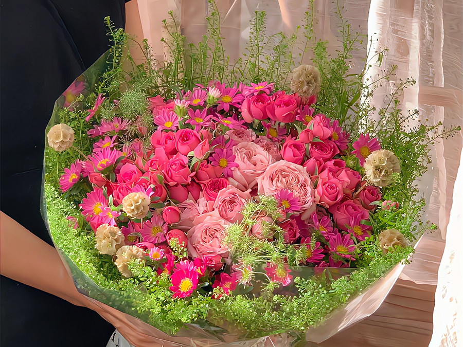 超治愈的春日花束，廣西花藝插花培訓(xùn)學(xué)校作品