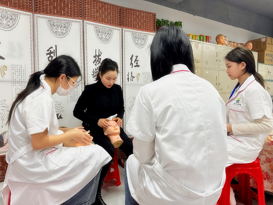 美容新手要掌握哪些知識？南寧美容面部護膚培訓