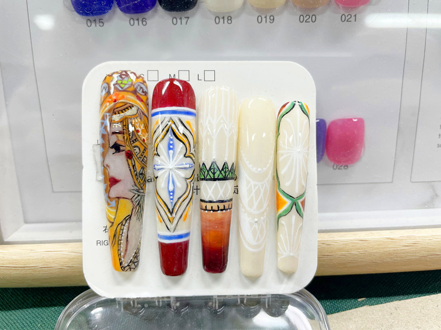 波西米亞美甲，南寧美甲進修學(xué)院學(xué)員作品