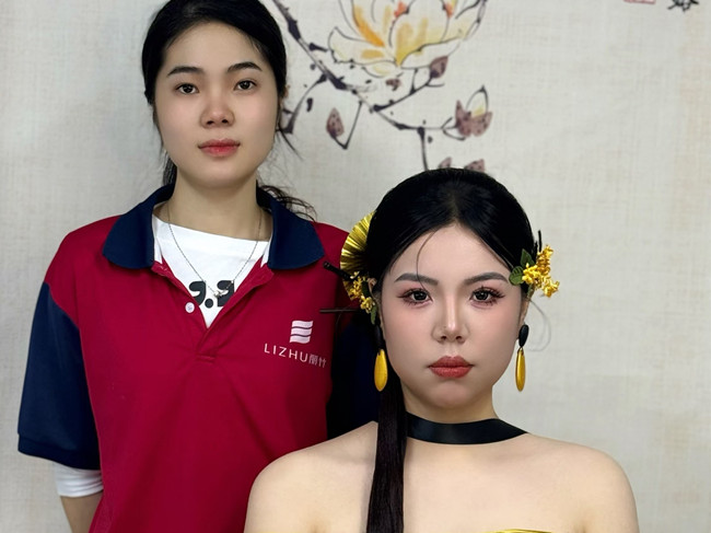 南寧彩妝寫真教學：新中式造型