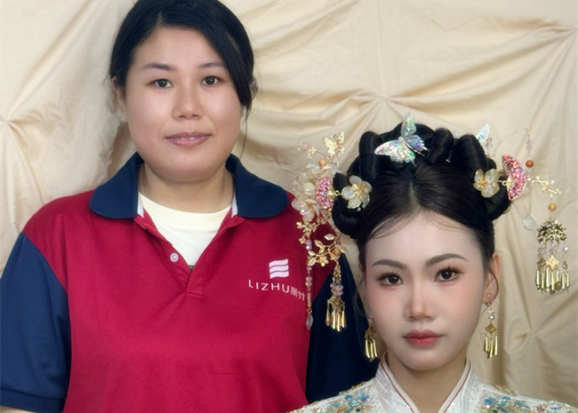 新中式秀禾，南寧化妝學(xué)校十大品牌