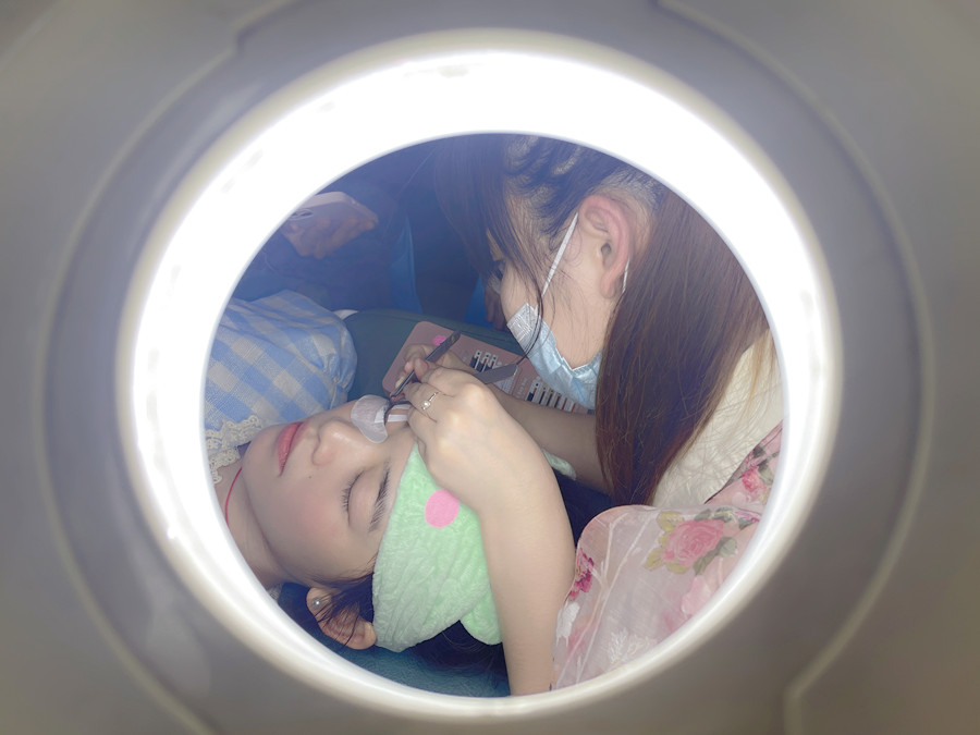 南寧美睫哪里專業(yè)？南寧學(xué)美睫去哪里？