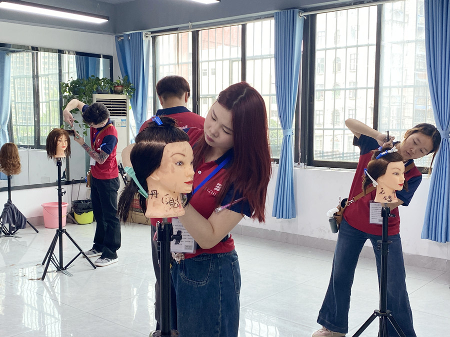 三角形堆積重量，南寧美發(fā)學(xué)校課程