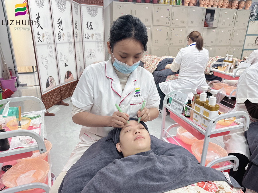 什么是撥筋？廣西美容手法實訓(xùn)