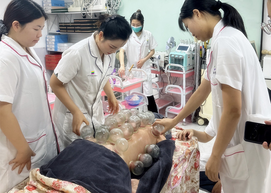 不同人群適合的拔罐時間，南寧健康管理知識分享