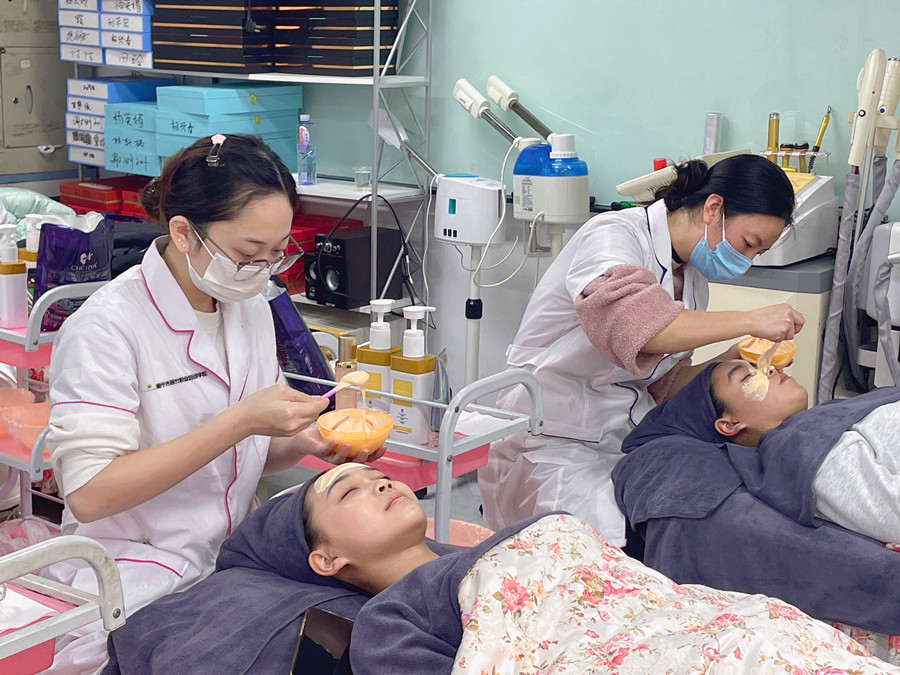 假后護(hù)膚急救攻略，美容護(hù)膚0基礎(chǔ)