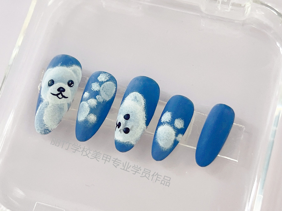 輕松熊美甲，南寧美甲訓(xùn)練課堂作品