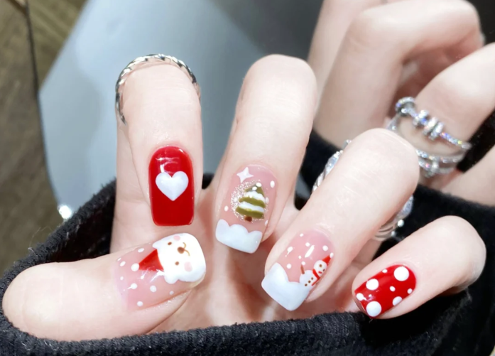 圣誕小熊美甲，南寧美甲設(shè)計學校分享教程