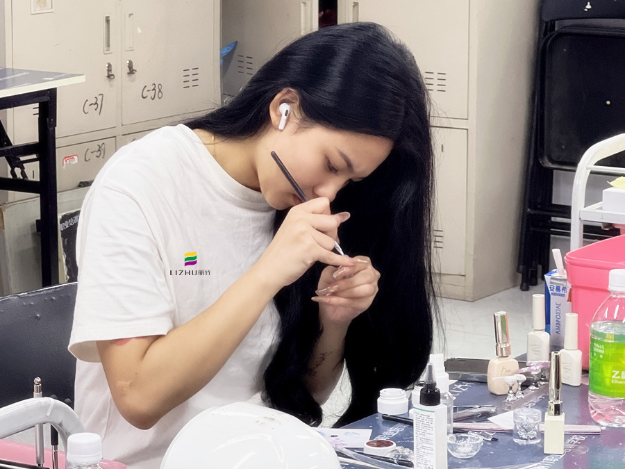 南寧美甲創(chuàng)業(yè)？南寧美甲學校推薦到麗竹學校